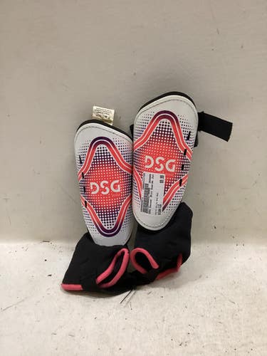 Used Soccer Shin Guards Junior White And Red LG 11725-S000504071