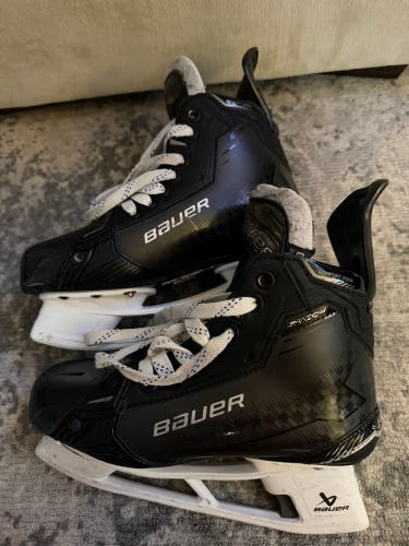 Bauer Supreme Shadow Hockey Skates Size 4.5 Fit 3 (Used)