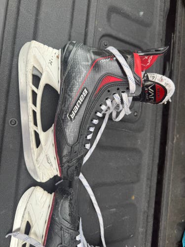 2021 Bauer Vapor 3X Pro Hockey Skates Size 6.5 (Used)