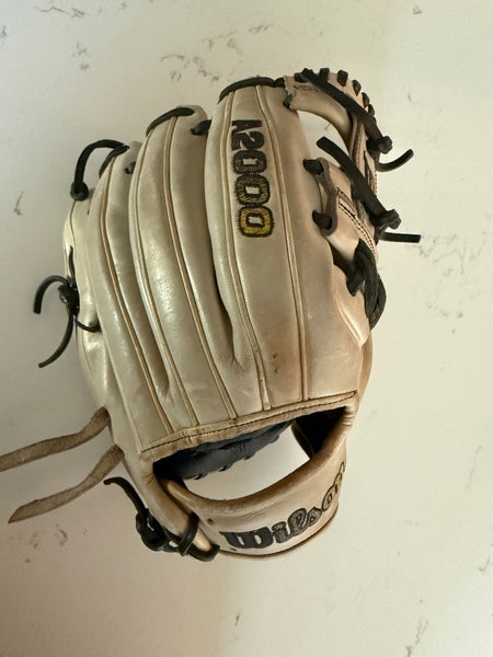 Wilson A2000 1786 RH Infield Baseball Glove 11.5" (Used)