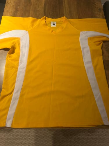 Yellow Small Adult Unisex Jersey (Used)