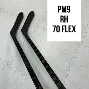 Senior(2x)Right PM9 70 Flex ProBlackStock™ Unbranded Blackouts Pro Stock Nexus Hockey Sticks