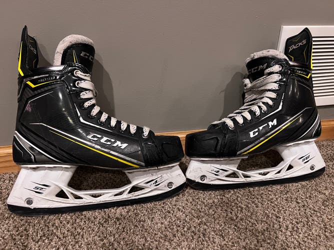 CCM Tacks XF Hockey Skates Regular Width 8.5 (Used)