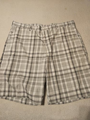 Gray Size 40 Men's Shorts (New)