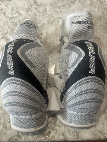 Senior Small Bauer Nexus 400 Elbow Pads (New)