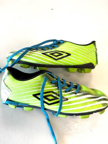Used Umbro Soccer Cleats Green Junior 02 11860-S000311169