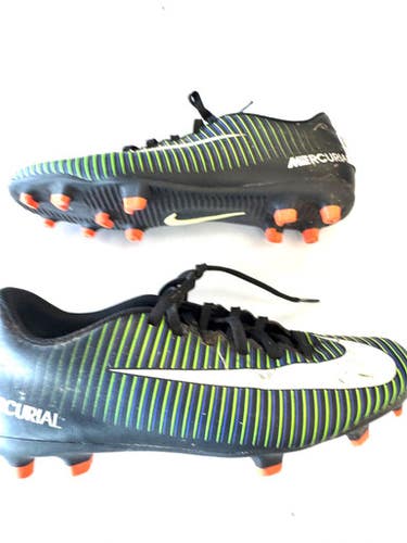 Used Nike Soccer Cleats Green Senior 8.5 11860-S000311163