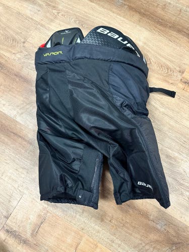 Men's Senior Medium Bauer XLTX Pro+ Hockey Pants (New)
