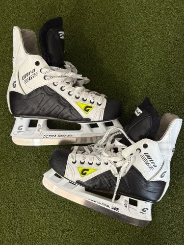 Graf Ultra G7 “Great White” Hockey Skates; SWISS VERSION; Fantastic Condition