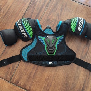 Large Youth Bauer X Shoulder Pads (Used)