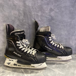 Senior Bauer Supreme TotalOne Hockey Skates Regular Width 7 (Used)