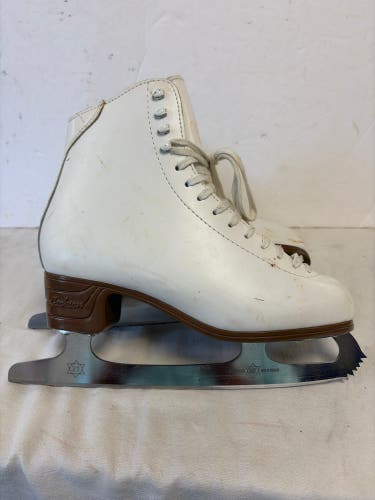 Jackson Ultima Figure Skates B Adult 8 (Used)