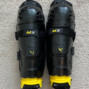 Junior Bauer Supreme M3 12" Shin Pads (Used)