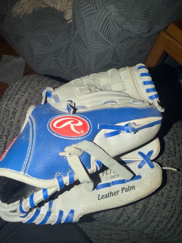 Rawlings RH Baseball Glove 11" (Used)
