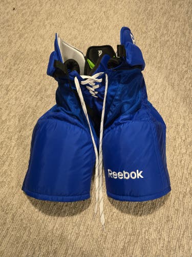 Men's Large Reebok Hockey Pants (New)