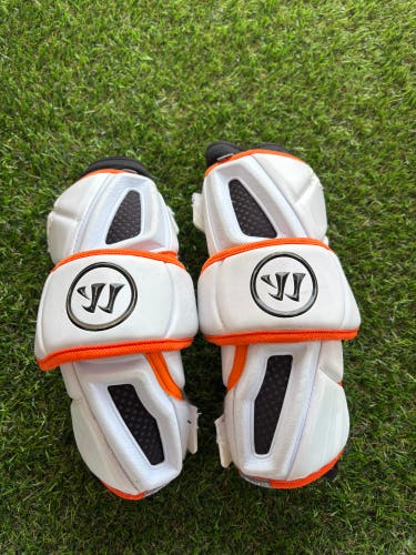 Medium/Large Adult Warrior Evo Arm Pads (Used)