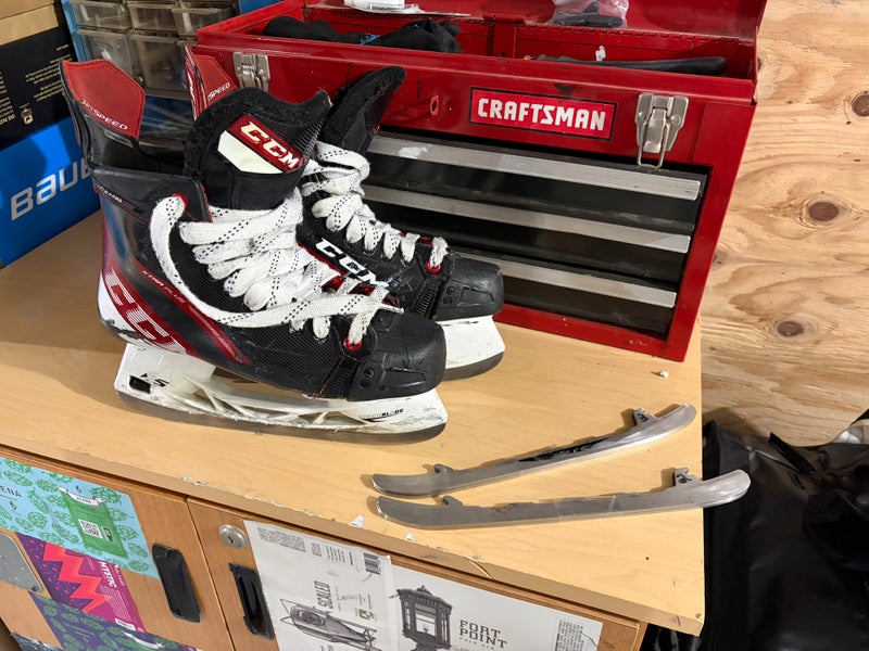 CCM JetSpeed XTRA PLUS Hockey Skates 7.5 (Used)