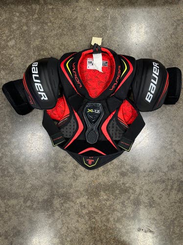 Small Senior Bauer Vapor Xltx Pro Shoulder Pads (Used)