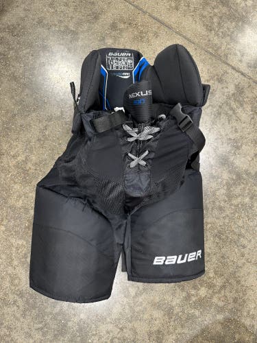 Black Senior Small Bauer Nexus 800 Hockey Pants (Used)