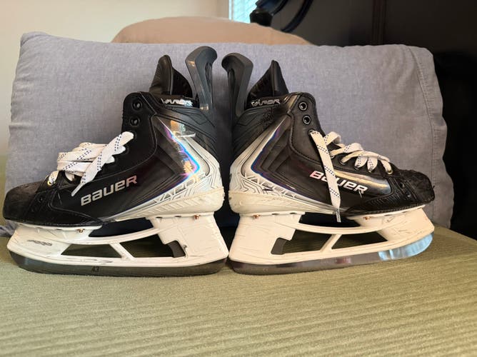 7.5 Pro Stock Bauer Vapor Flylite Skates (USED)