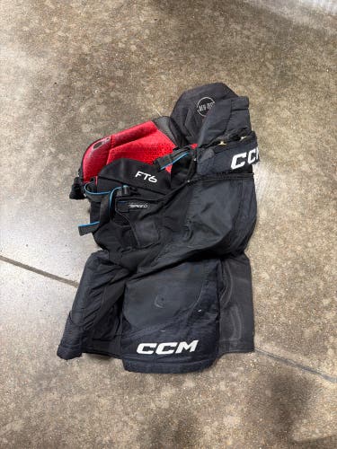 Black Youth XL CCM JetSpeed FT6 Hockey Pants (Used)