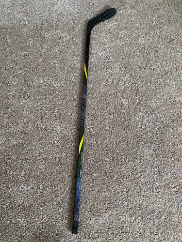 P28 65 Flex Senior Bauer Nexus Tracer Right Handed Hockey Stick (Used)