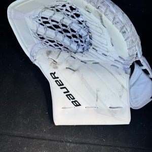 Bauer supreme shadow glove