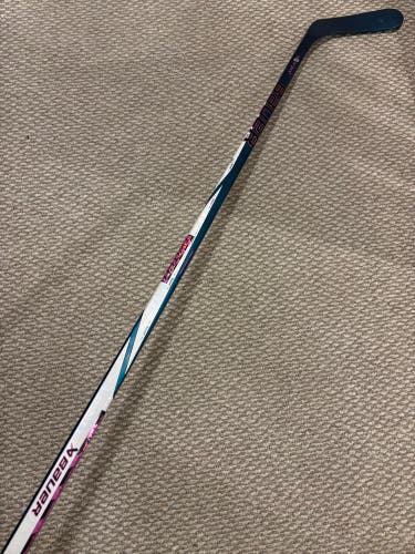Senior Bauer Twitch Right Handed Hockey Stick P92 77 Flex (Used)