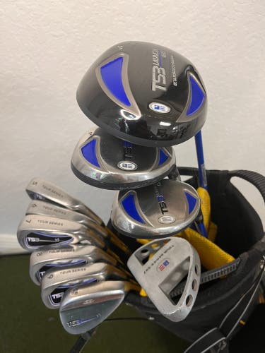 Like New US Kids Golf Tour Series 63" Right Handed Clubs (Full Set)