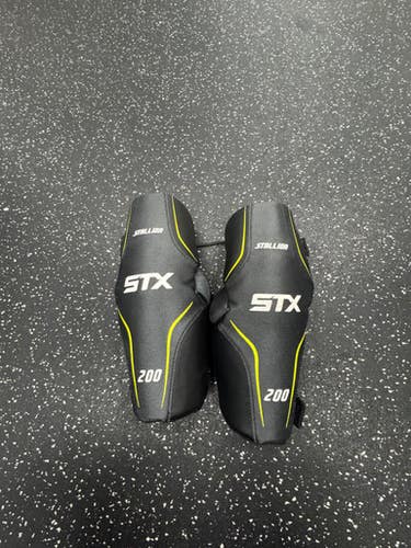 Used STX 200 STALLION Lacrosse Arm Pads/Guards Grey MD 11849-S000041413
