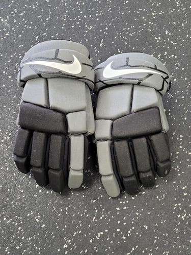 Used Nike VAPOR LT Lacrosse Gloves Junior Grey SM 11849-S000041404