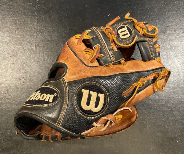 Wilson A2000 Pro Stock 1788 RH Infield Baseball Glove 11.25" (Used)