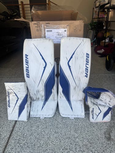 Size small - 33" 2025 Bauer Flylite Regular Goalie Full Set (Used)