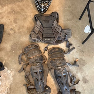 Black Mizuno Samurai Catcher's Set (Used)