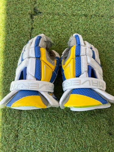Delaware Maverik M6 Lacrosse Gloves (Used)