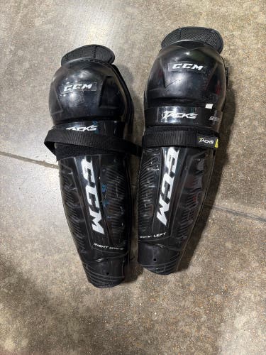Senior CCM Tacks 9550 Shin Pads 15" (Used)
