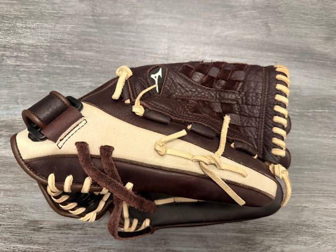 Mizuno Franchise RH Softball Glove 12.5" (New)