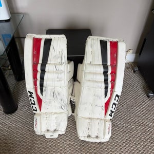 26" CCM Extreme Flex 760 Goalie Leg Pads (Used)