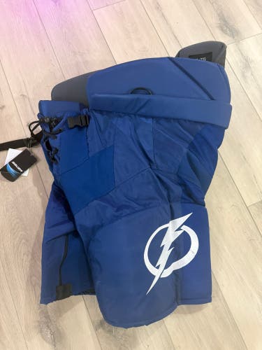 Tampa Bay Lightning Stadium Series Senior XL Bauer Pro Hockey Pants (New)
