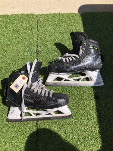Senior Bauer Elite Hockey Goalie Skates 9.5 | Bauer Fit 2 (Used)