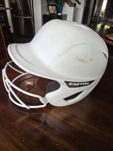 Medium/Large Easton Ghost Batting Helmet (Used)