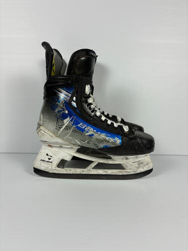 Used Size 7 Fit 2 Senior Bauer Vapor Hyperlite 2 Pro Stock Hockey Skates - Blue