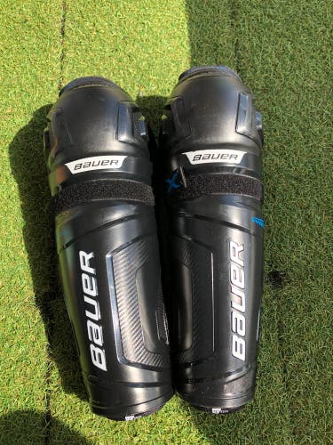 Intermediate Bauer X Shin Pads 13" (Used)