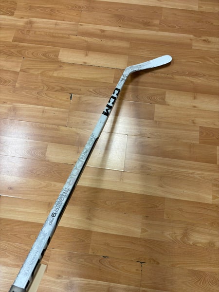 Junior CCM Ribcor Trigger 9 Pro Hockey Stick Right Handed P29 40 Flex