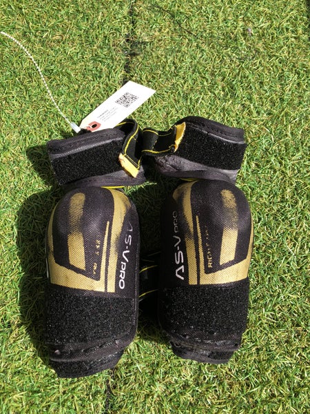 Youth Large CCM Tacks AS-V Pro Elbow Pads (Used)