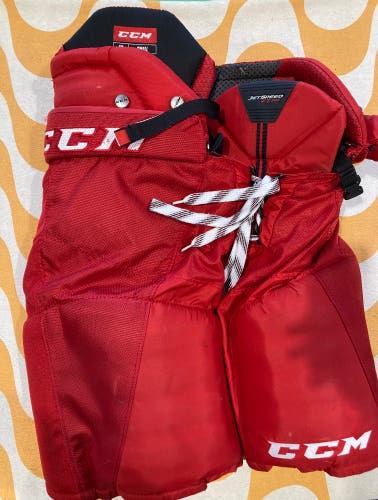 Red Senior Small CCM JetSpeed FT390 Hockey Pants (Used)