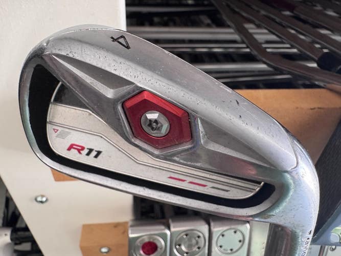 TaylorMade r11 4-iron KBS 90 Regular Flex Steel Shaft 2805