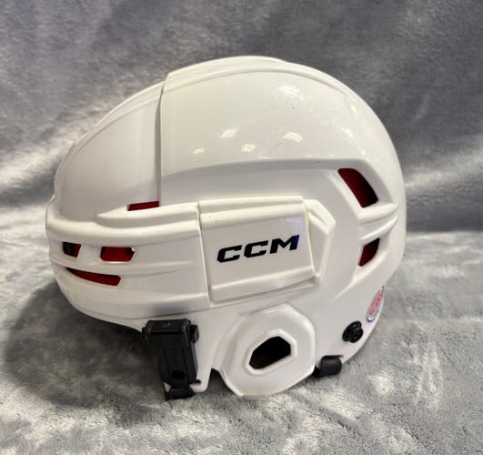 White Medium CCM Tacks 70 Helmet (Used)