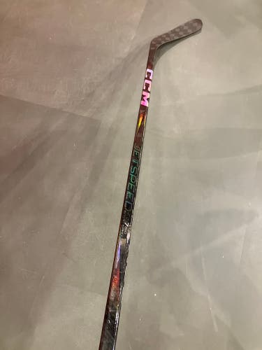Junior CCM JetSpeed FT7 Pro Hockey Stick Right Handed P90TM 40 Flex (Used)