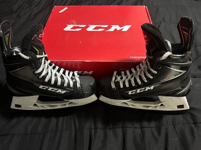 CCM Ribcor 80K Hockey Skates Regular Width 6 (Used)